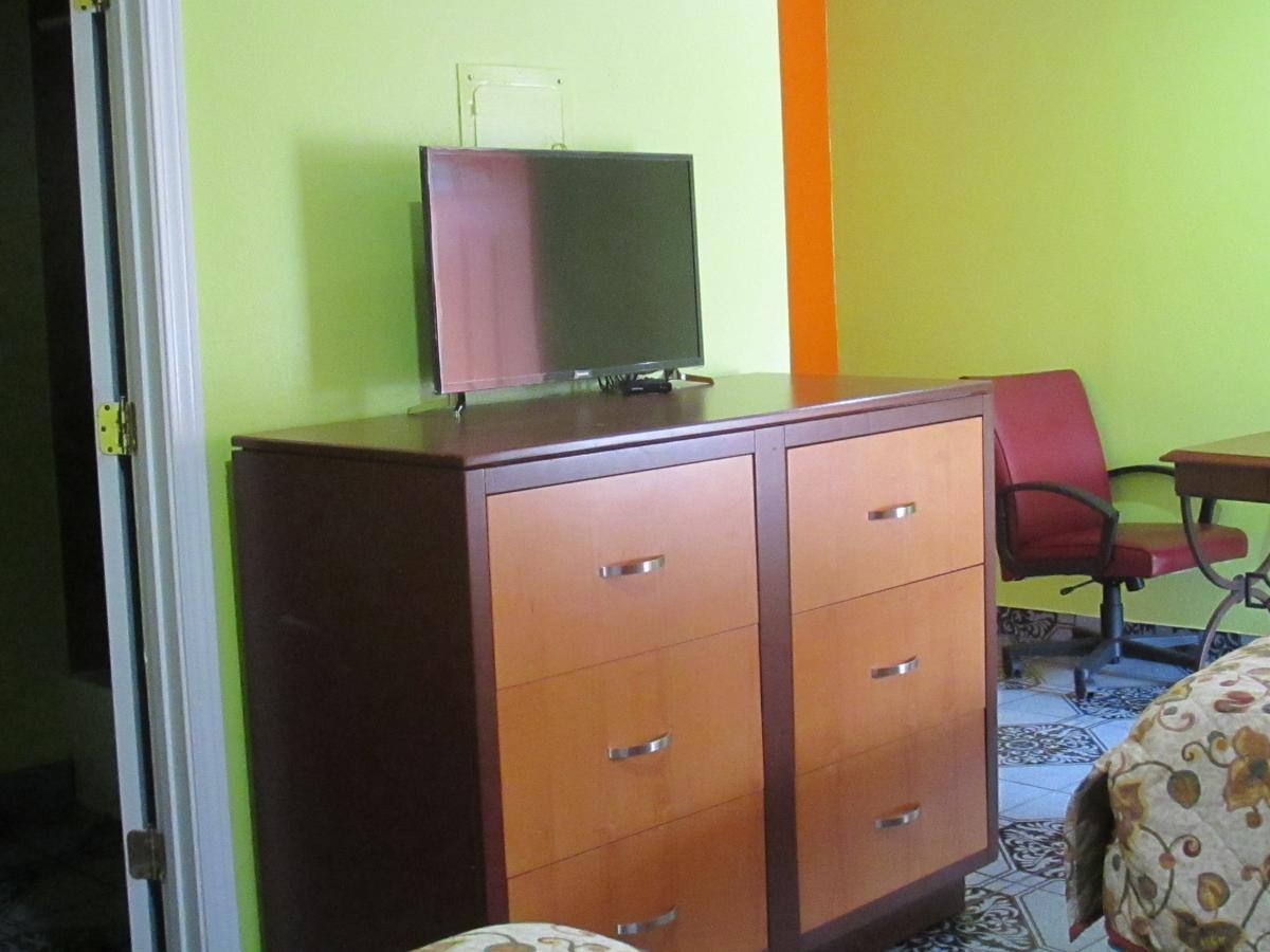 Budget Inn โฮมา ภายนอก รูปภาพ