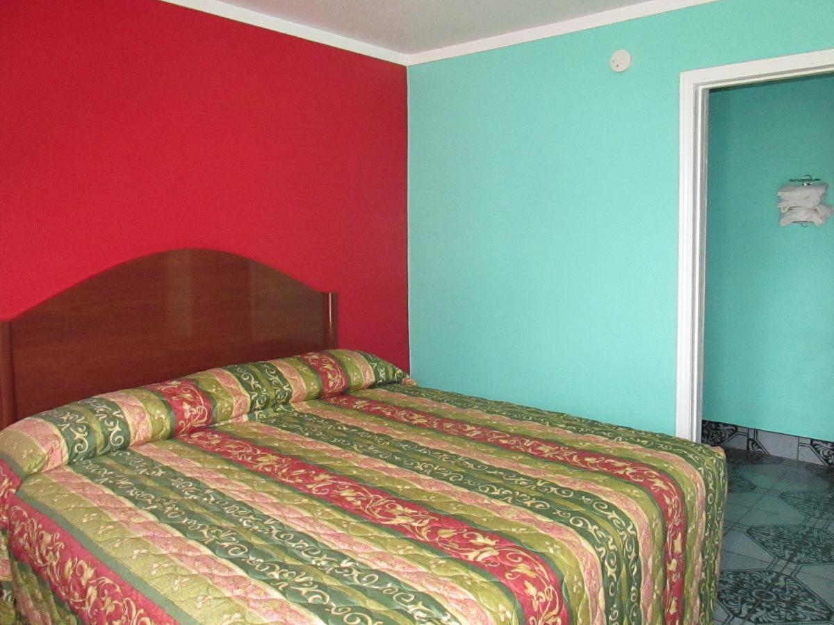 Budget Inn โฮมา ภายนอก รูปภาพ
